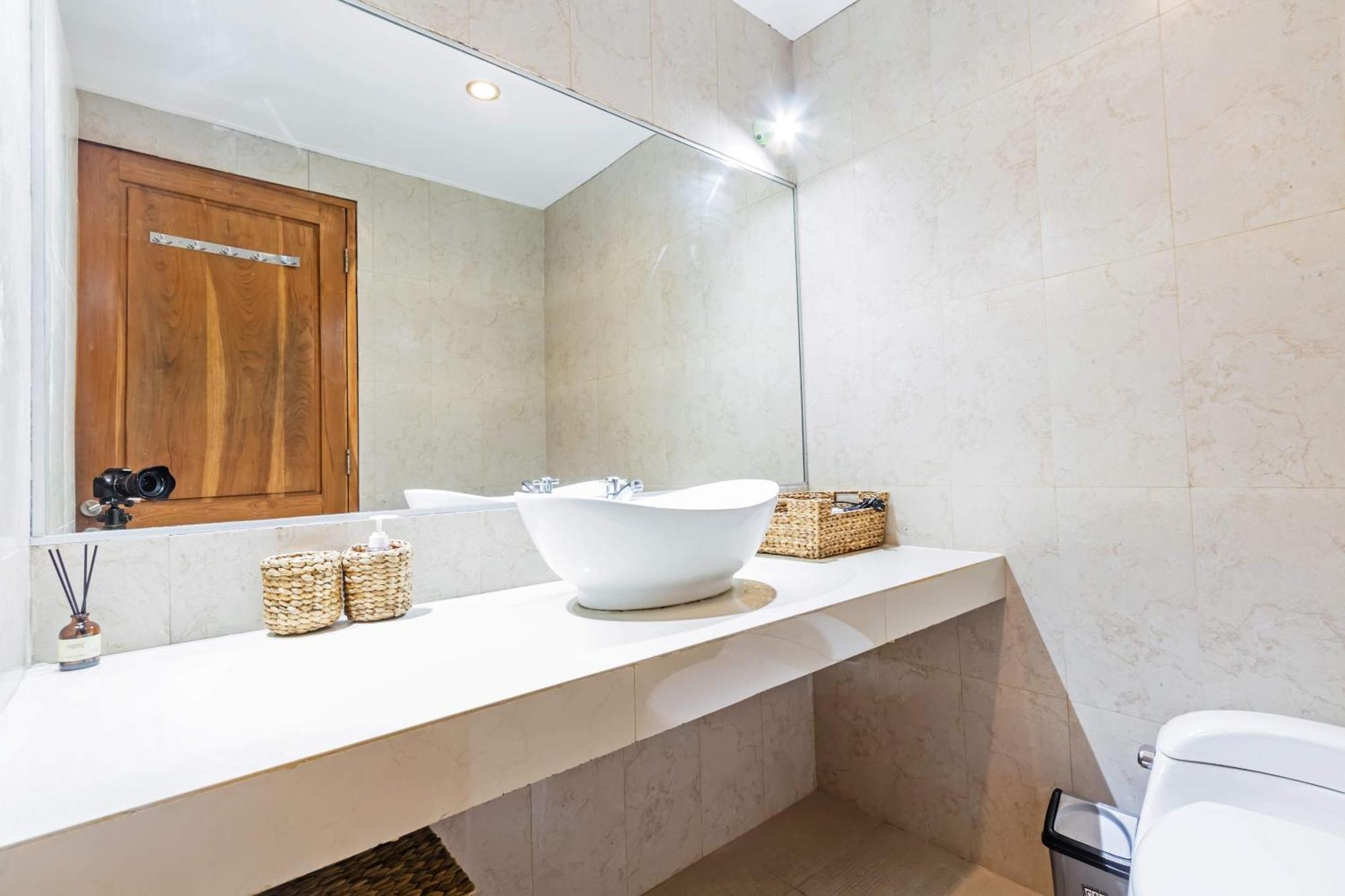 Adorable 1Br Villas In The Herat Of Seminyak Εξωτερικό φωτογραφία