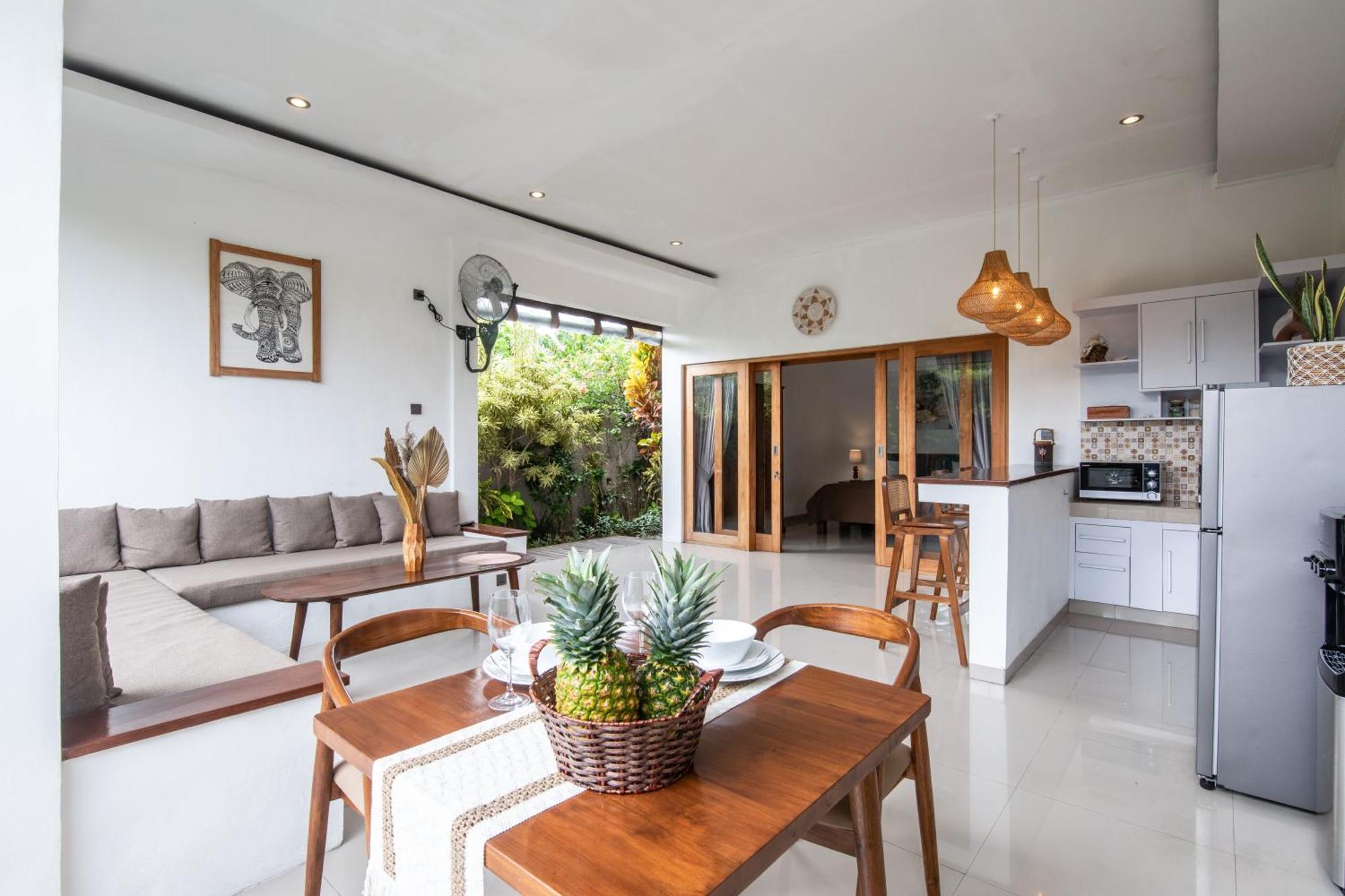 Adorable 1Br Villas In The Herat Of Seminyak Εξωτερικό φωτογραφία